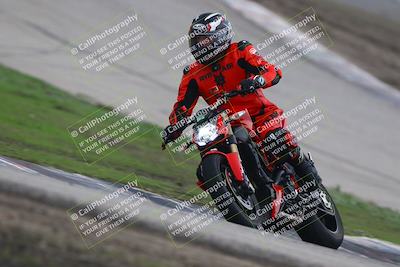 media/Nov-29-2025-TrackDaz (Sat) [[10ae2d9bce]]/B Group/Session 3 (Outside Grapevine)/